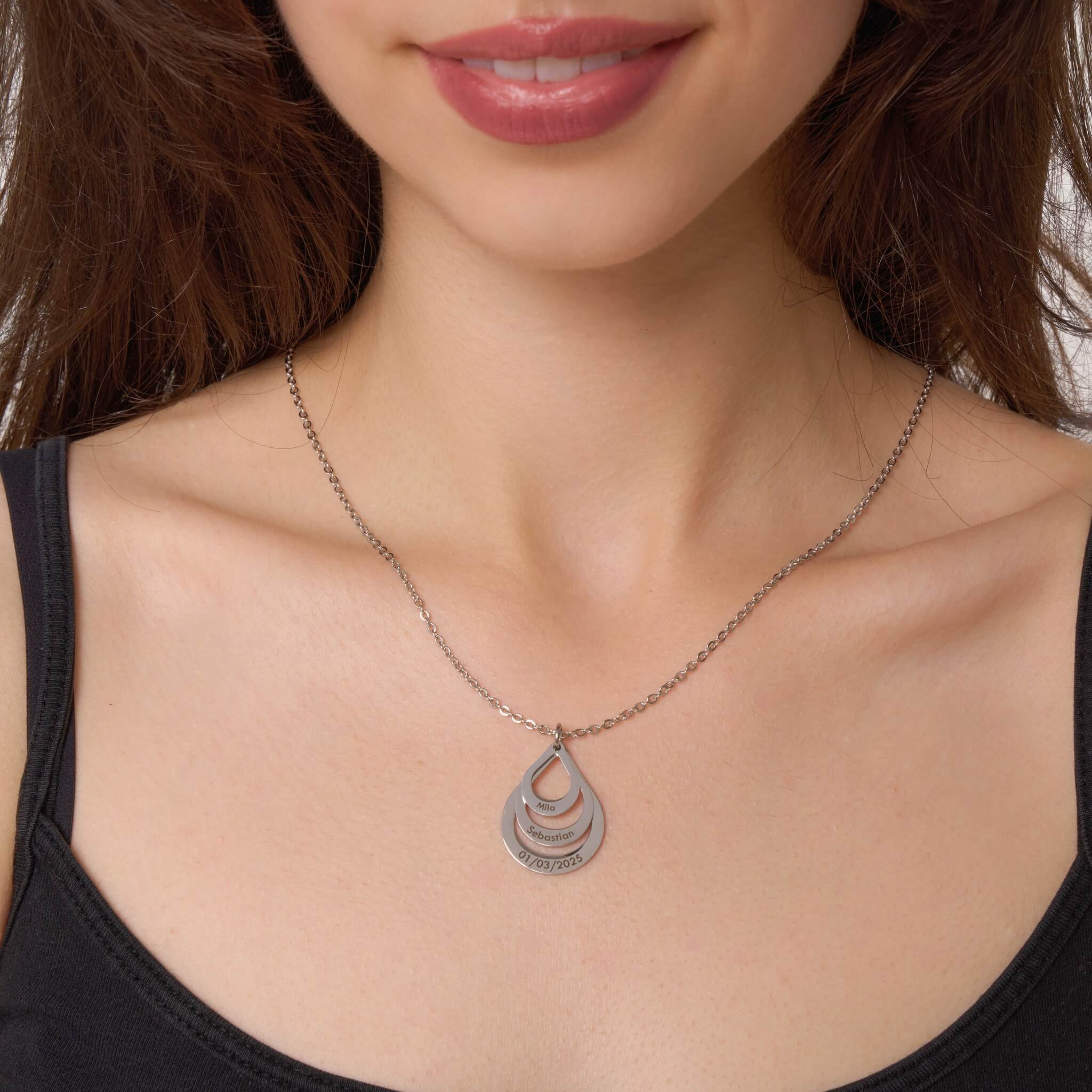 Personalized teardrop necklace