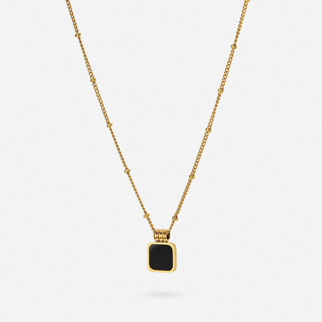 Lucienne pearl necklace